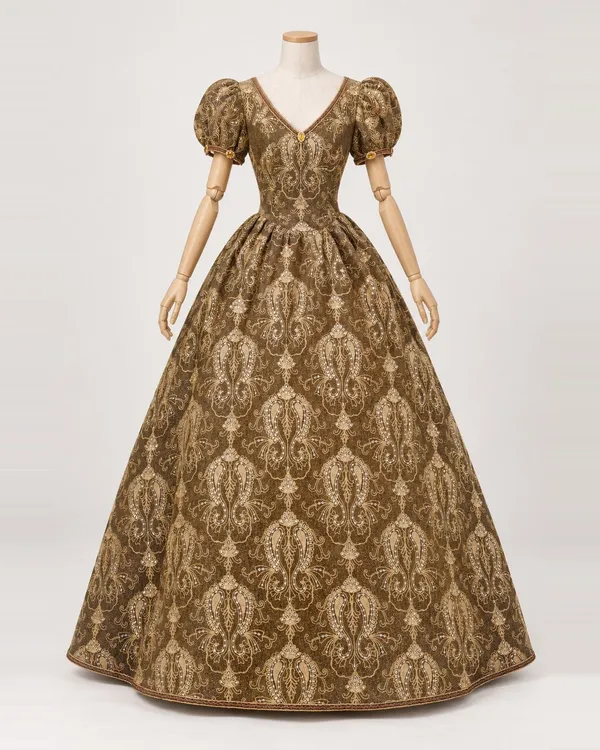 Ambre Arabesque — Brown and Gold Patterned Ball Gown with Puff Sleeves