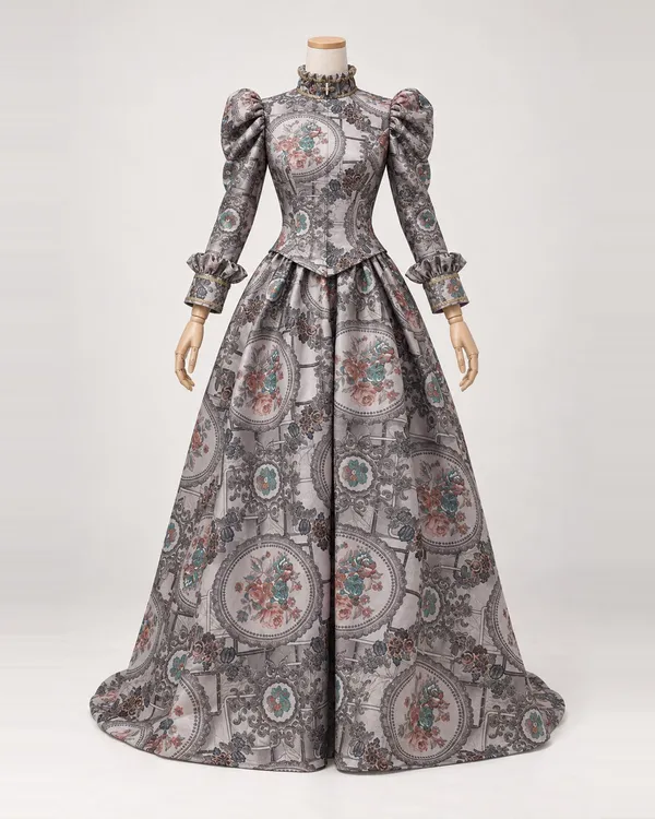Médaillon Cendré — Grey Floral-Medallion Gown with High Collar